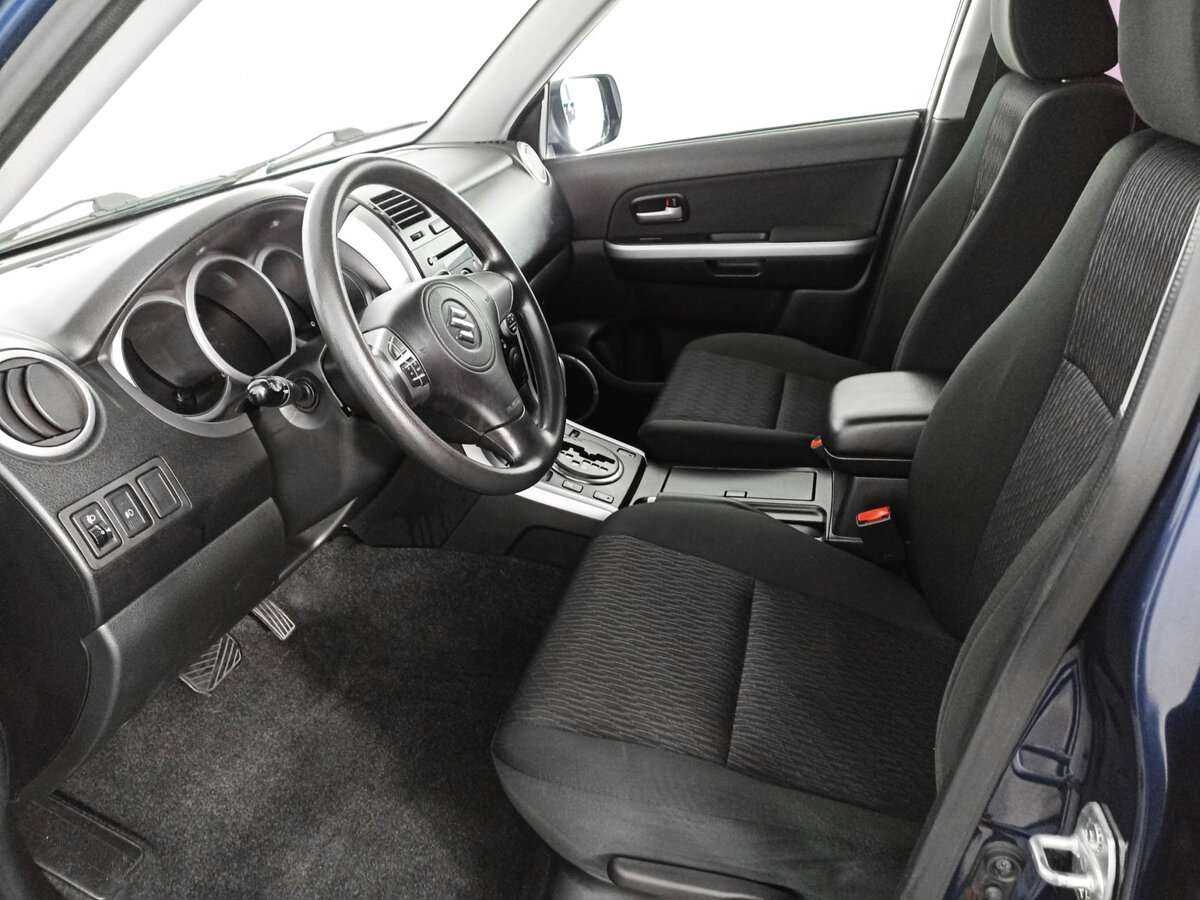 Suzuki Grand Vitara 2012 года с пробегом. Фото: #13