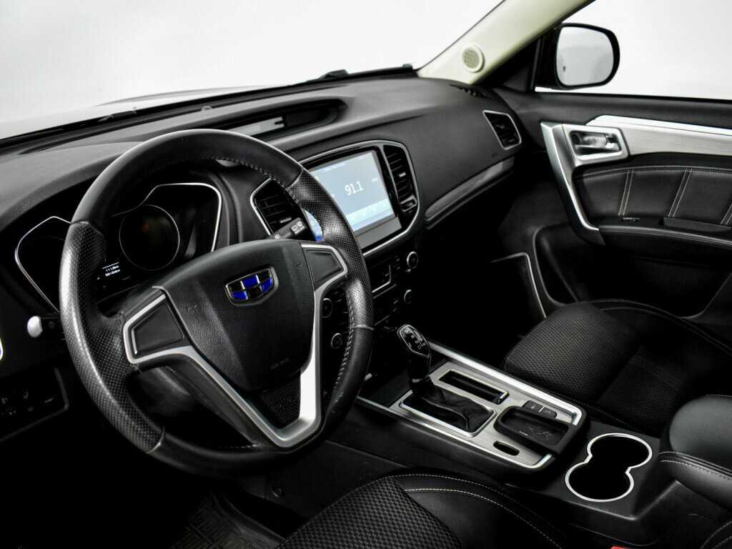 Geely Emgrand X7 2019 года с пробегом. Фото: #8