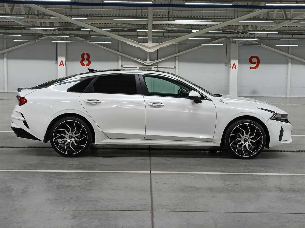 Kia K5 2020 года с пробегом. Фото: #3