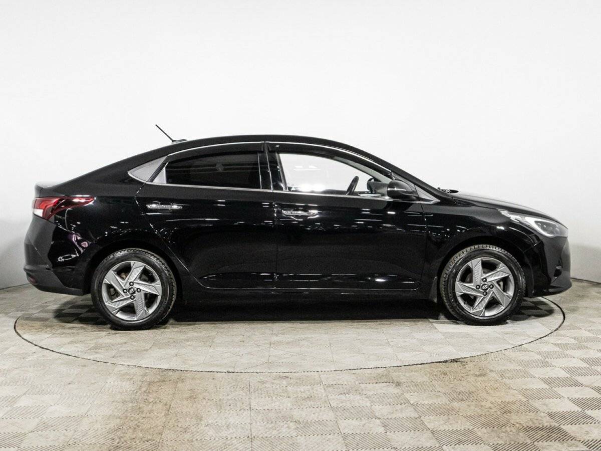 Hyundai Solaris 2020 года с пробегом. Фото: #3