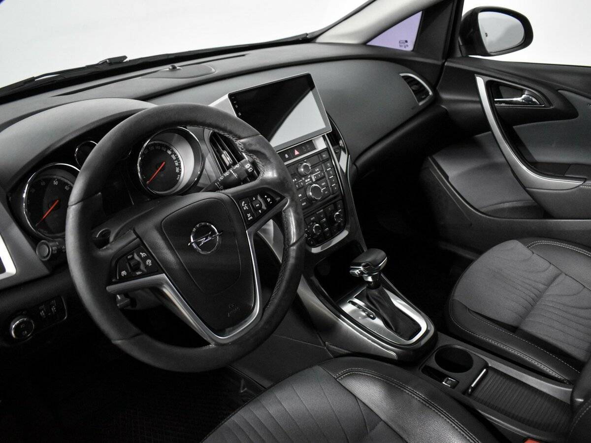 Opel Astra 2013 года с пробегом. Фото: #6