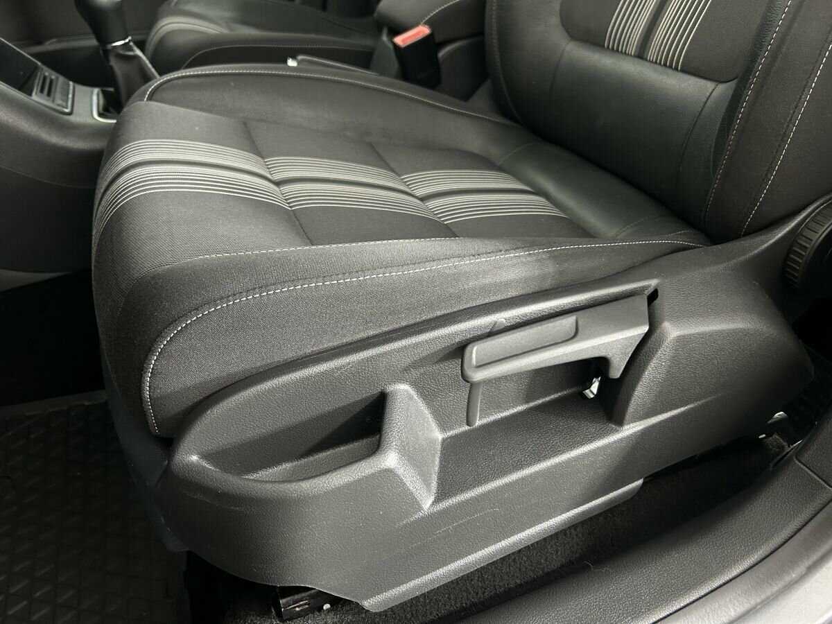 Volkswagen Golf Plus 2012 года с пробегом. Фото: #8