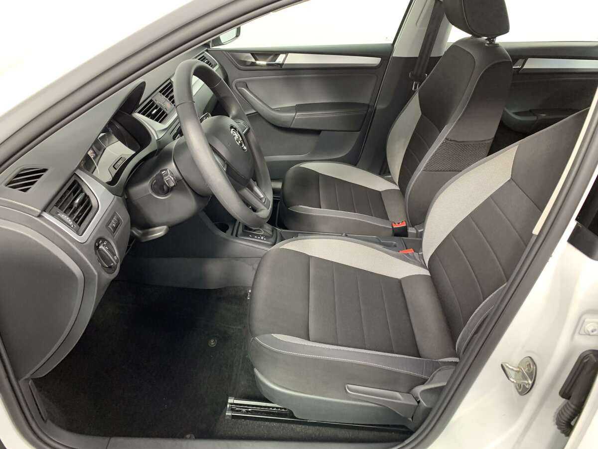 Skoda Rapid 2019 года с пробегом. Фото: #12