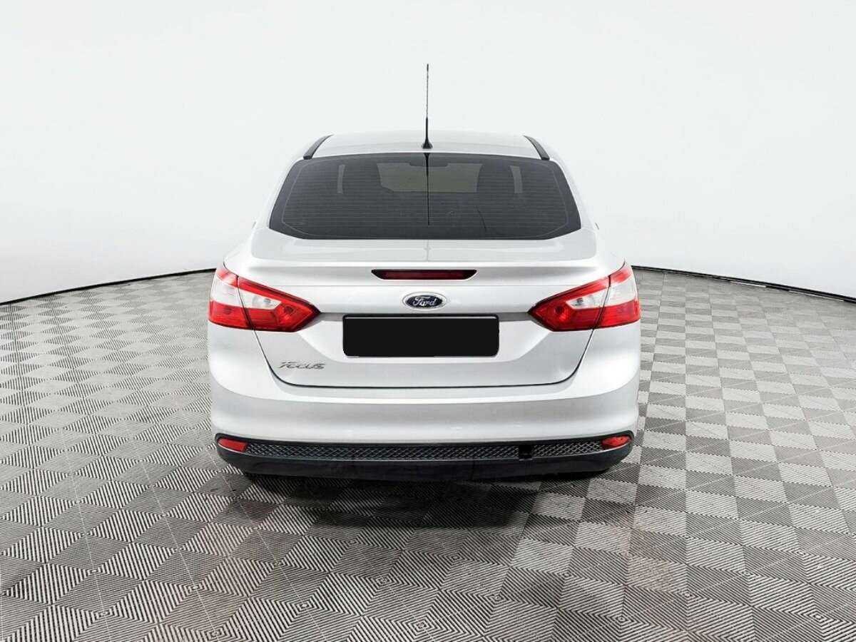 Ford Focus 2012 года с пробегом. Фото: #5