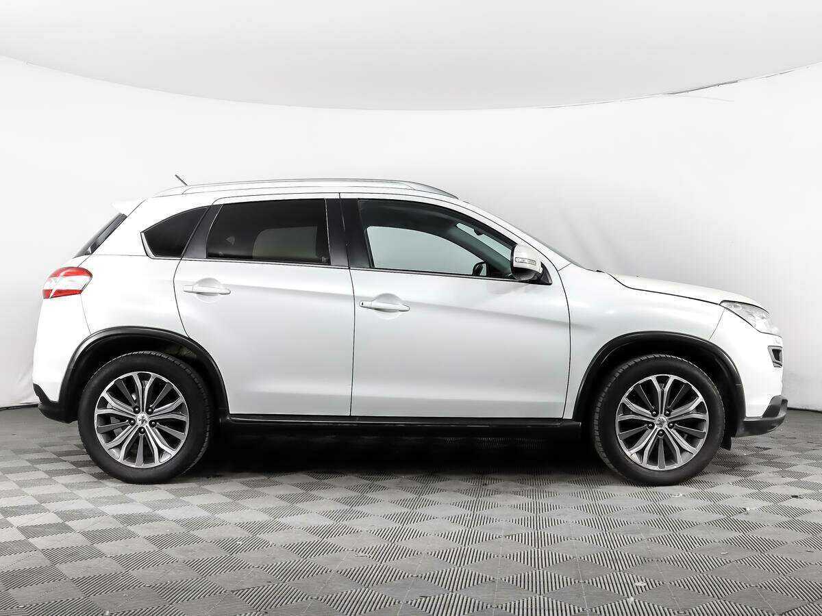 Peugeot 4008 2012 года с пробегом. Фото: #3