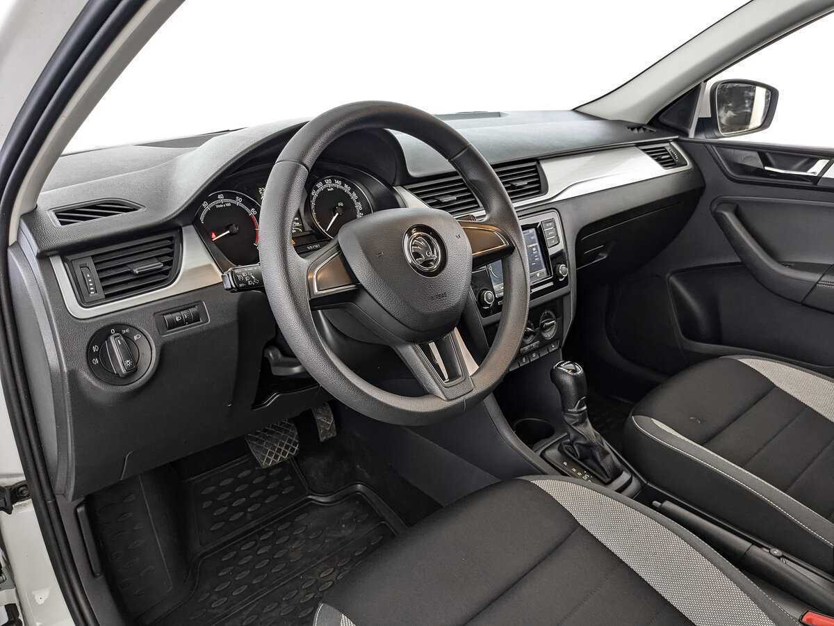 Skoda Rapid 2019 года с пробегом. Фото: #10