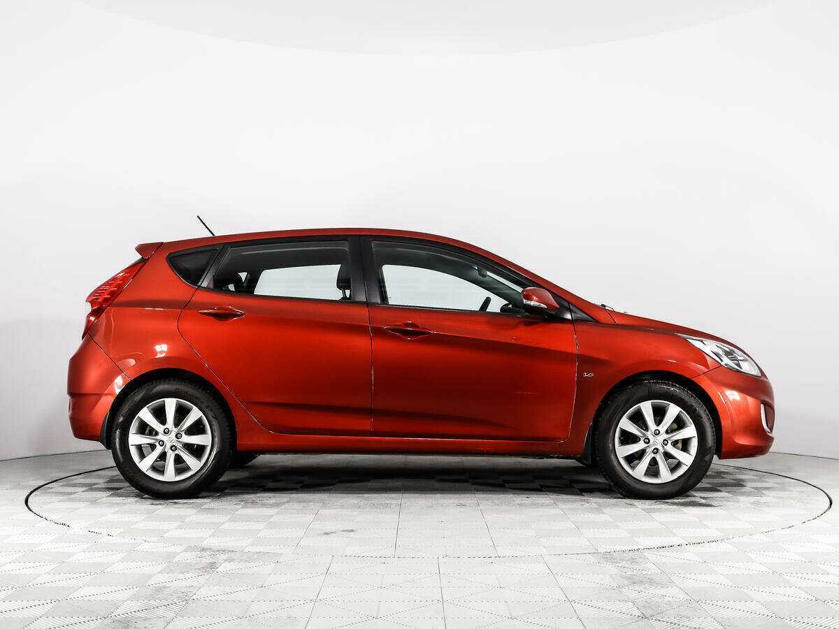 Hyundai Solaris 2012 года с пробегом. Фото: #3