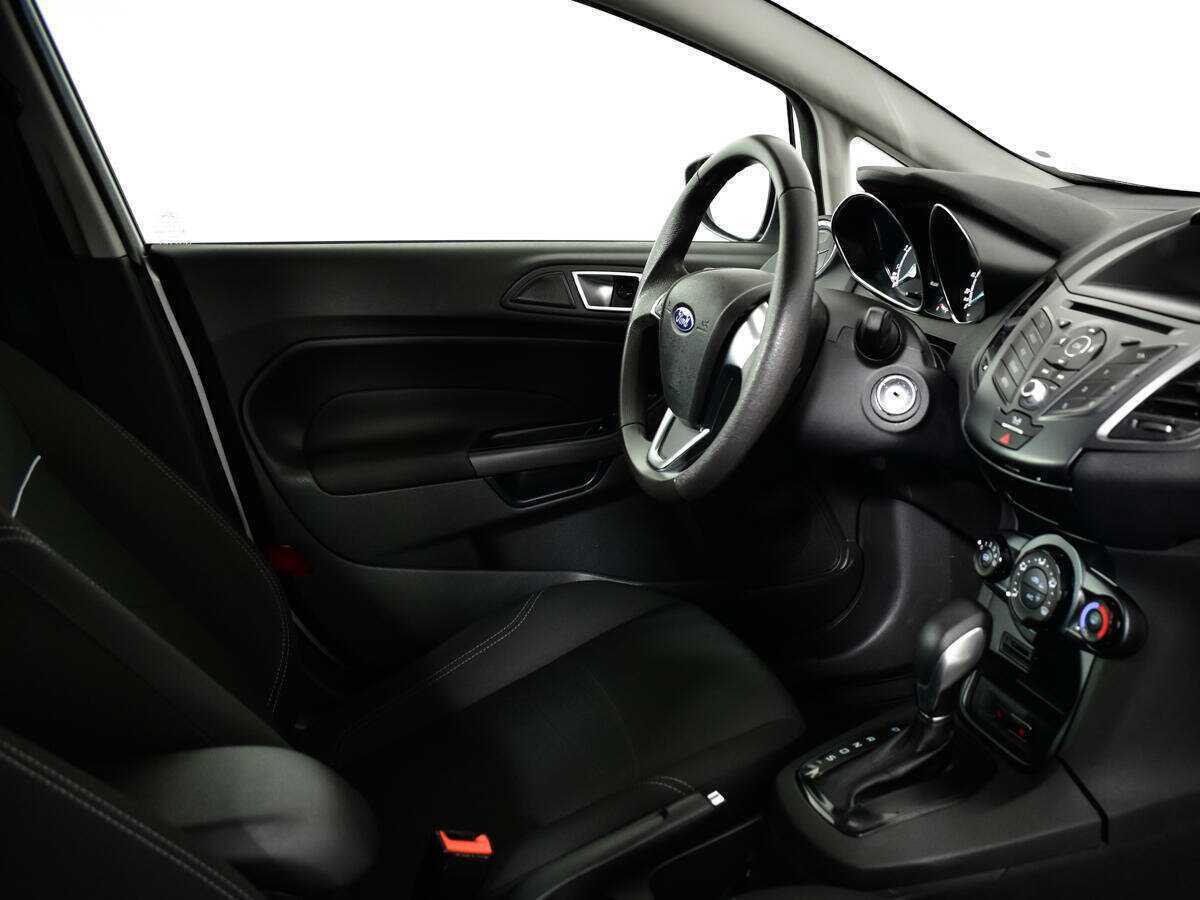 Ford Fiesta 2017 года с пробегом. Фото: #8