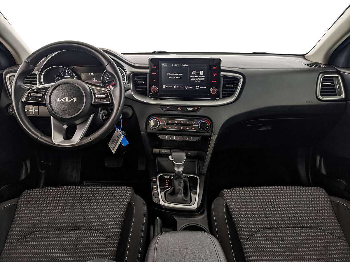 Kia Ceed 2022 года с пробегом. Фото: #9