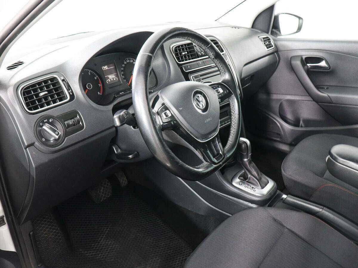 Volkswagen Polo 2017 года с пробегом. Фото: #8