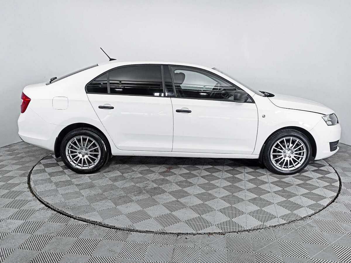 Skoda Rapid 2017 года с пробегом. Фото: #3