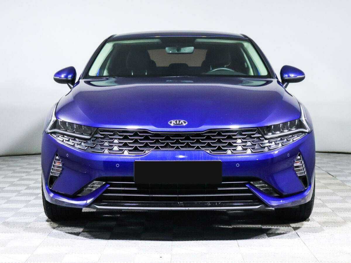Kia K5 2021 года с пробегом. Фото: #1
