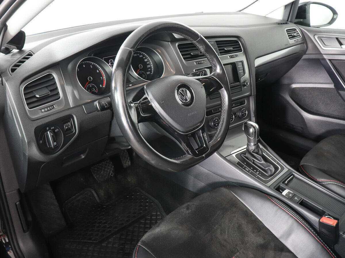 Volkswagen Golf 2013 года с пробегом. Фото: #6