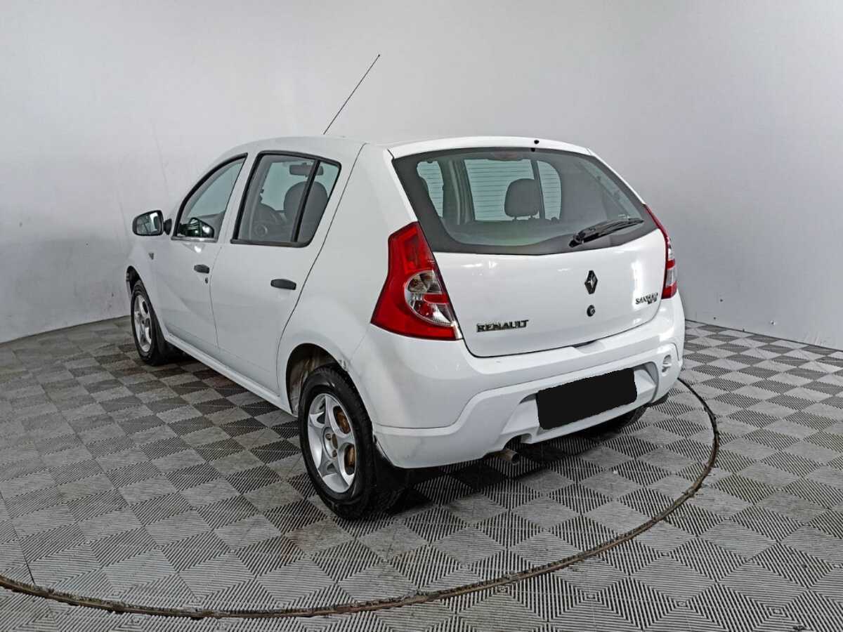 Renault Sandero 2014 года с пробегом. Фото: #5