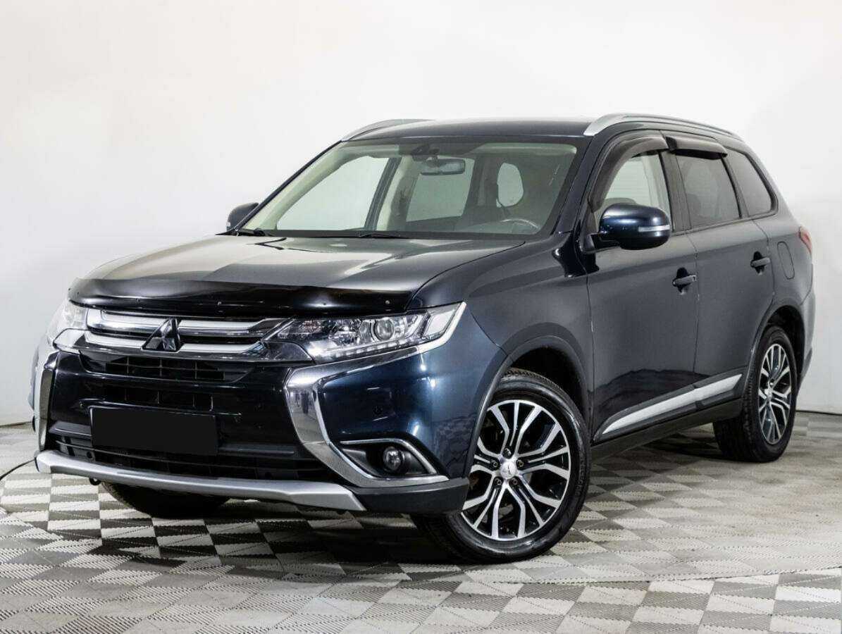 Mitsubishi Outlander 2017 года с пробегом. Посмотреть фото