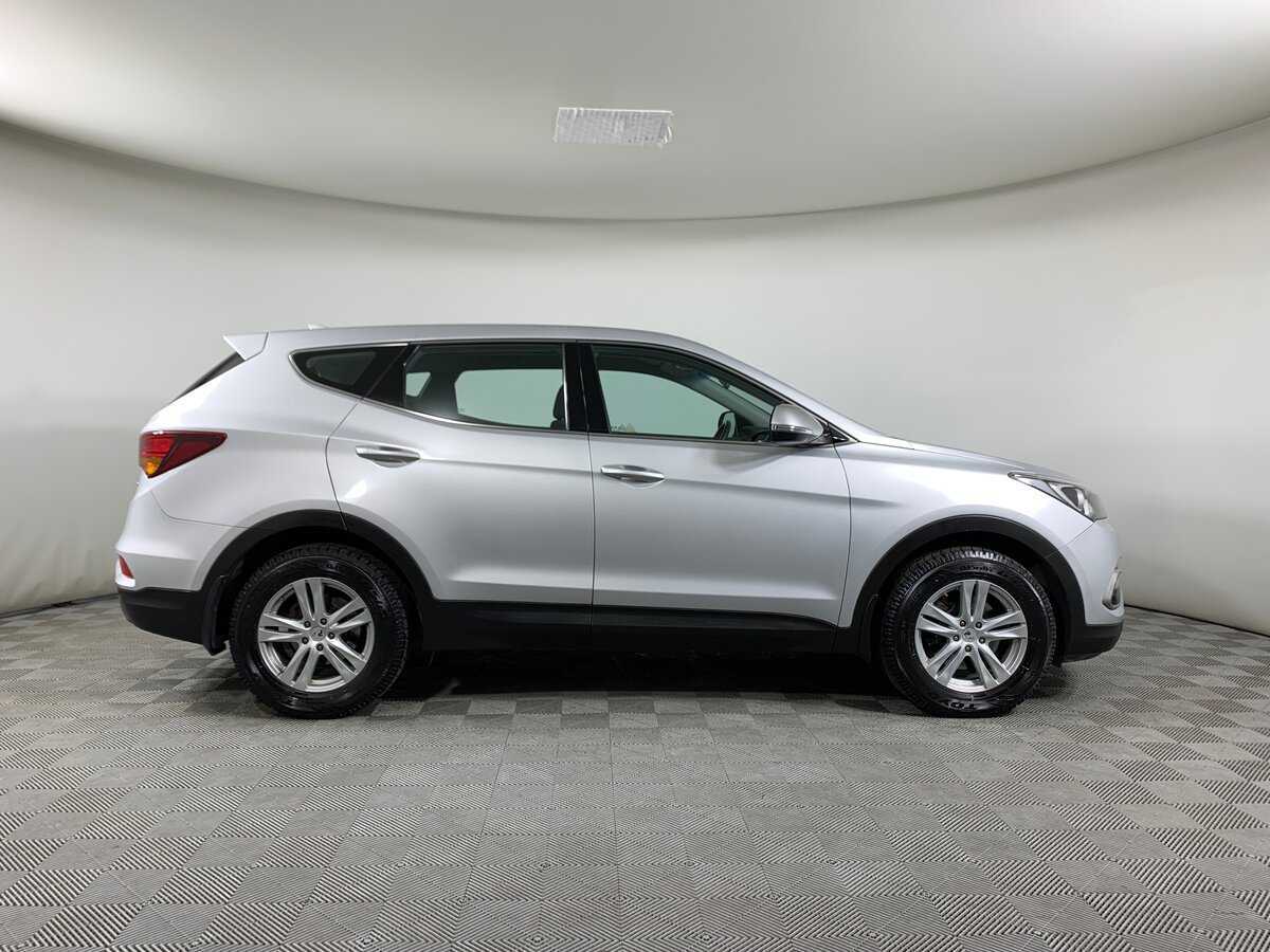 Hyundai Santa Fe 2017 года с пробегом. Фото: #3