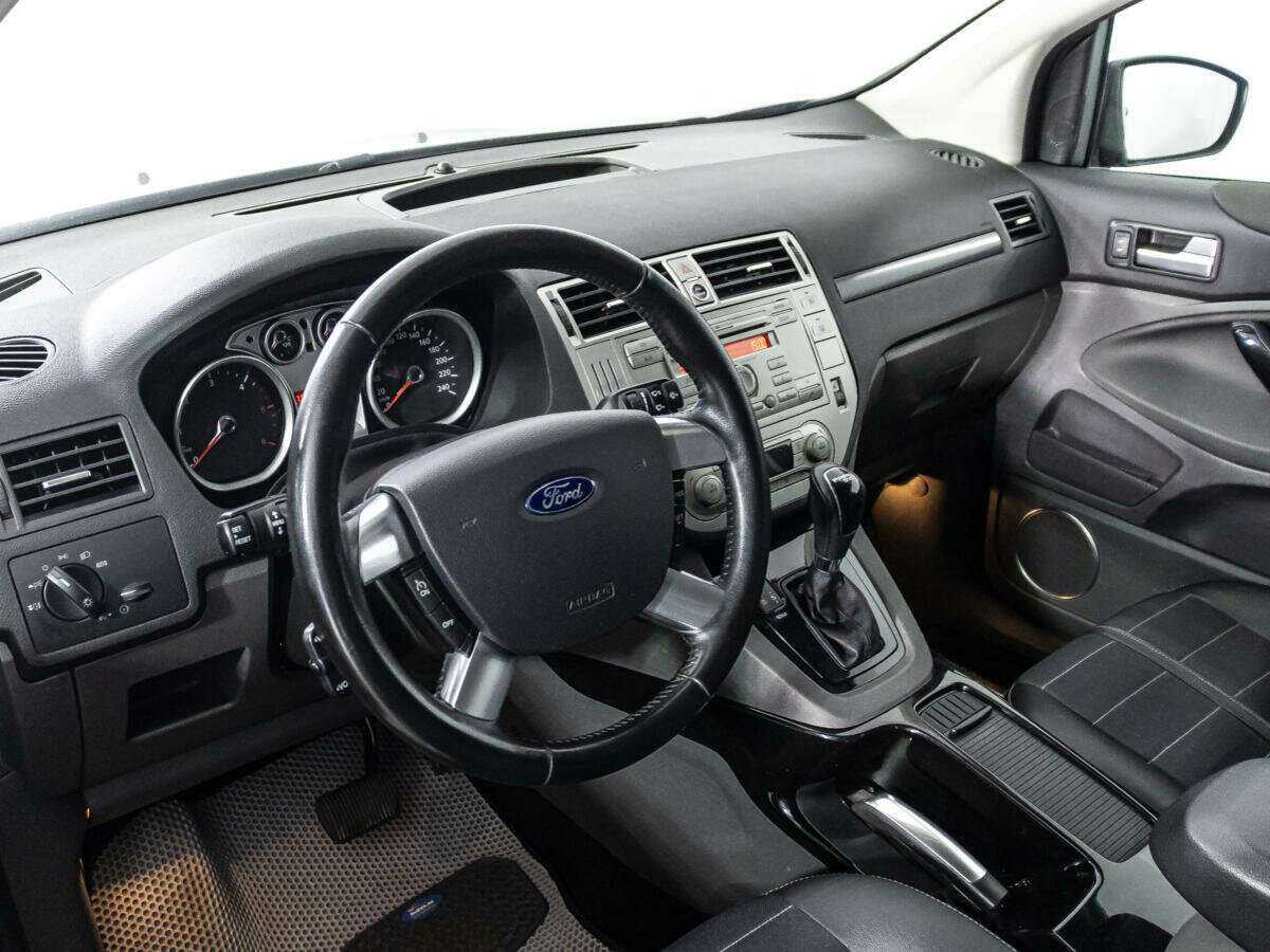 Ford Kuga 2012 года с пробегом. Фото: #10