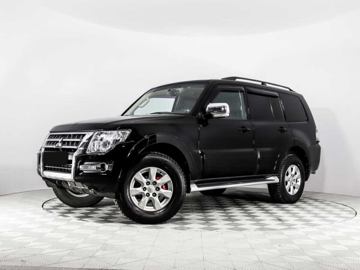 Mitsubishi Pajero 2015 года с пробегом. Посмотреть фото
