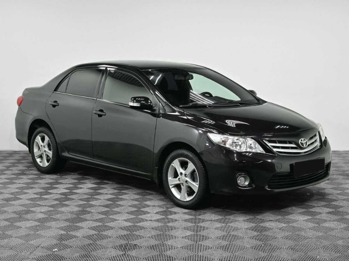 Toyota Corolla 2013 года с пробегом. Фото: #2