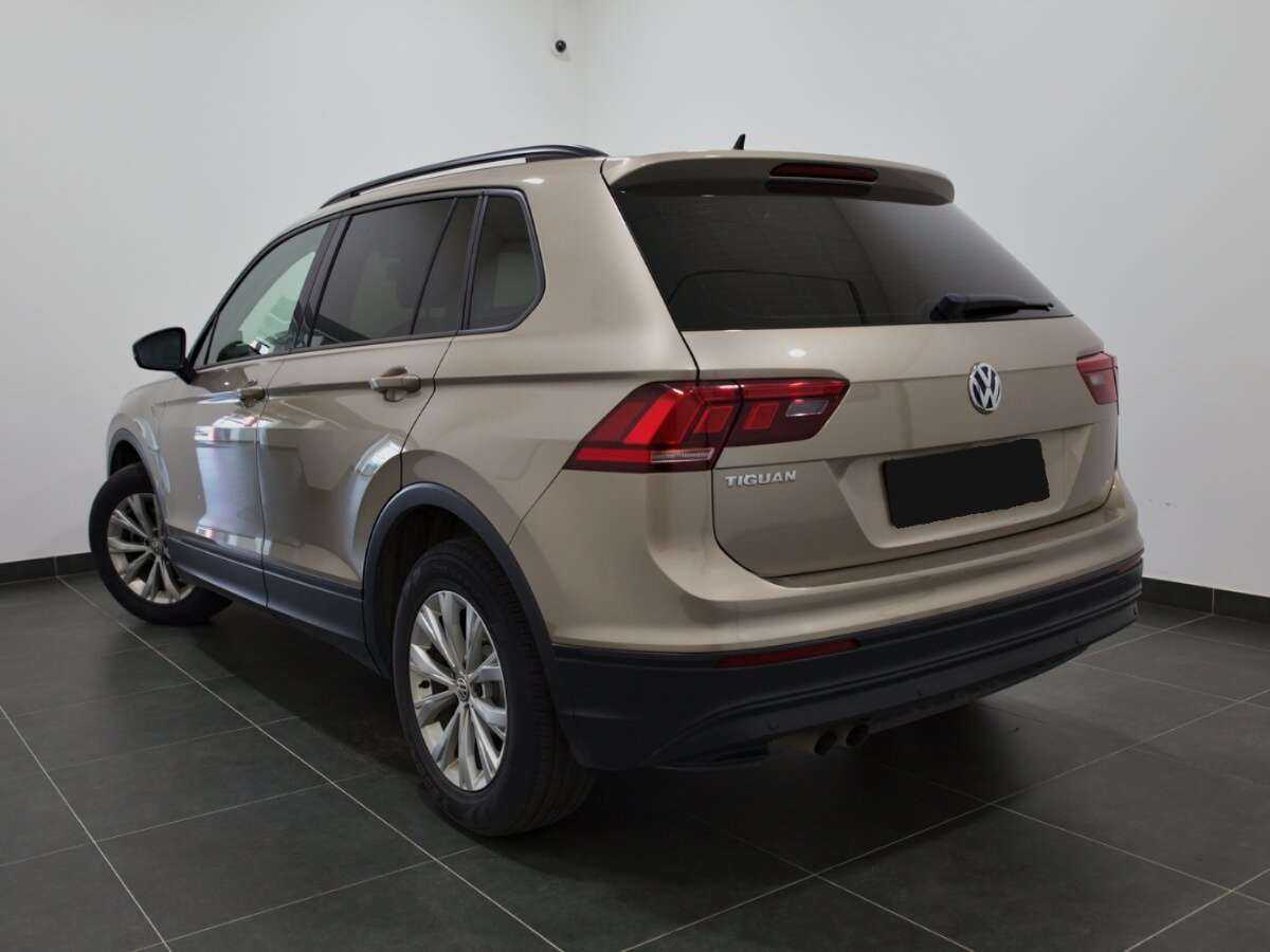 Volkswagen Tiguan 2018 года с пробегом. Фото: #2