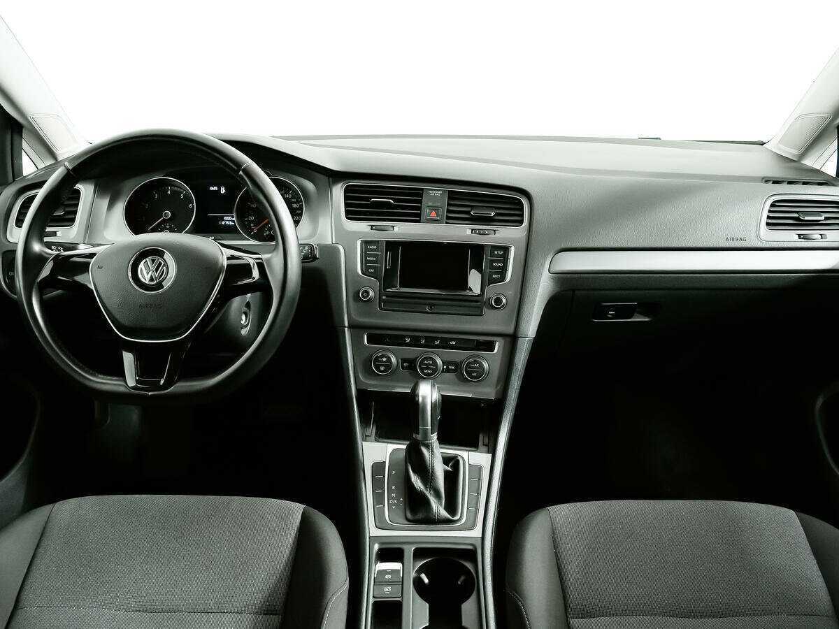 Volkswagen Golf 2015 года с пробегом. Фото: #10