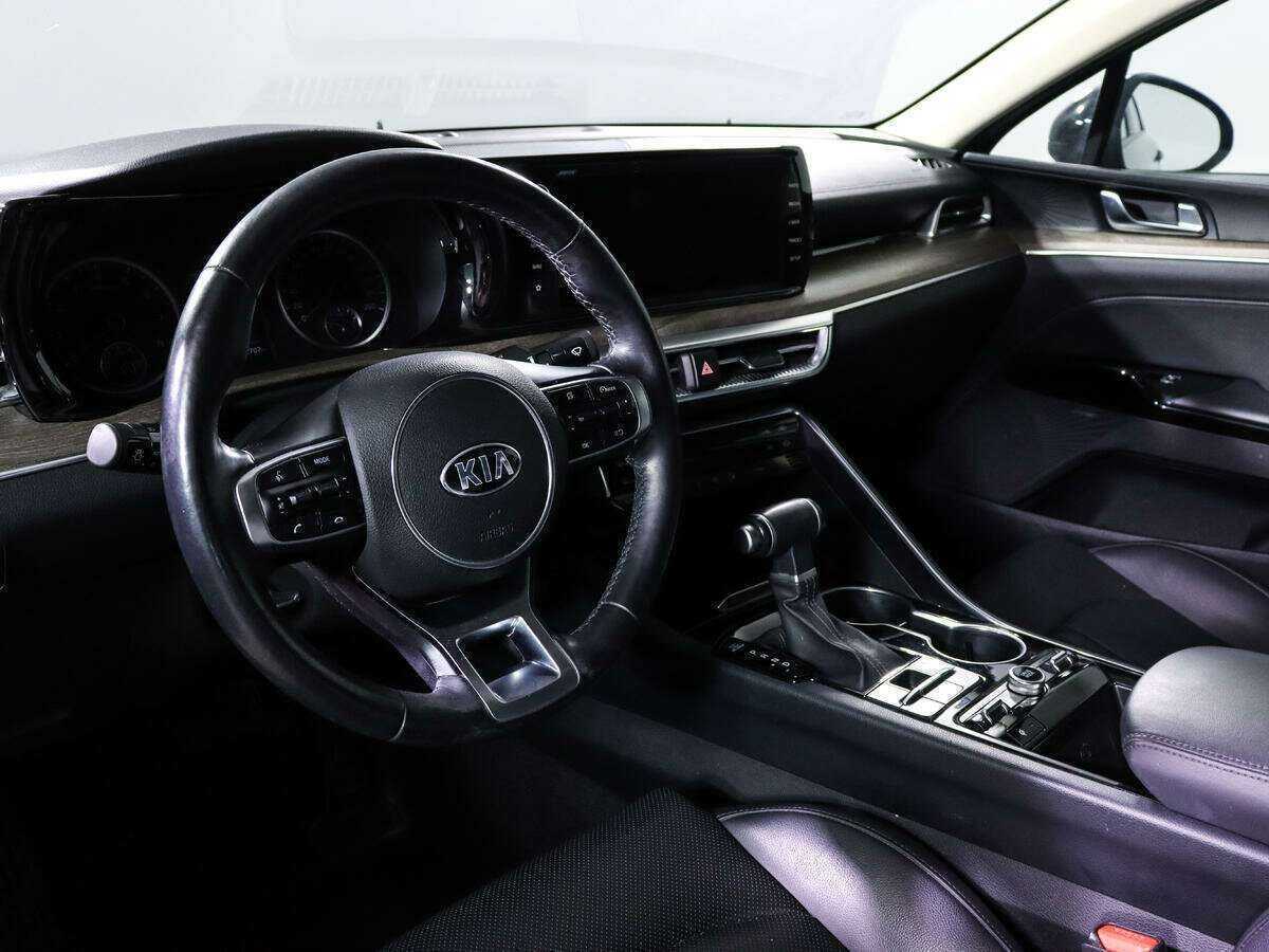 Kia K5 2021 года с пробегом. Фото: #11