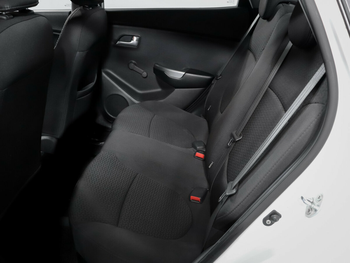 Kia Rio 2014 года с пробегом. Фото: #7