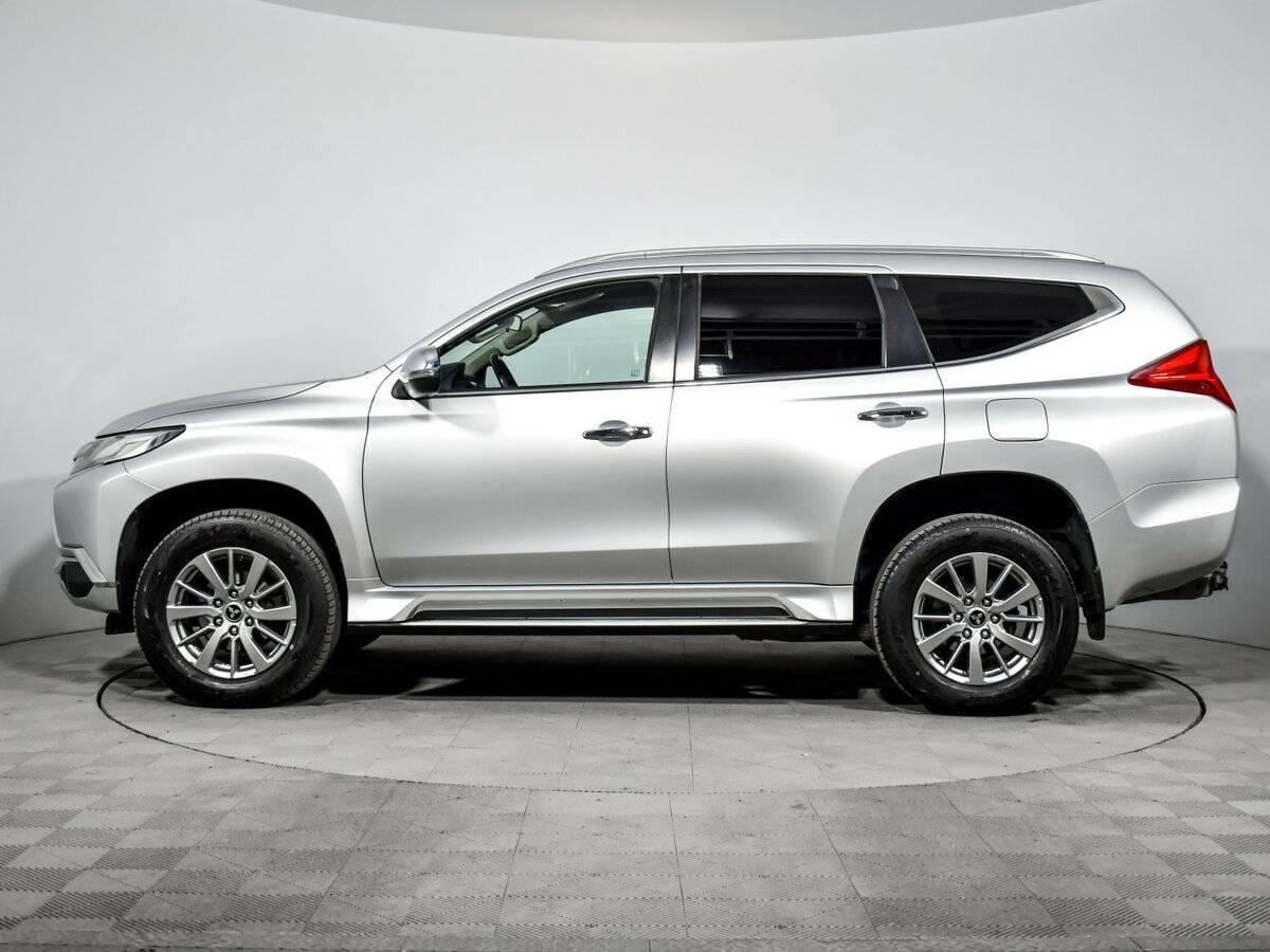 Mitsubishi Pajero Sport 2018 года с пробегом. Фото: #6