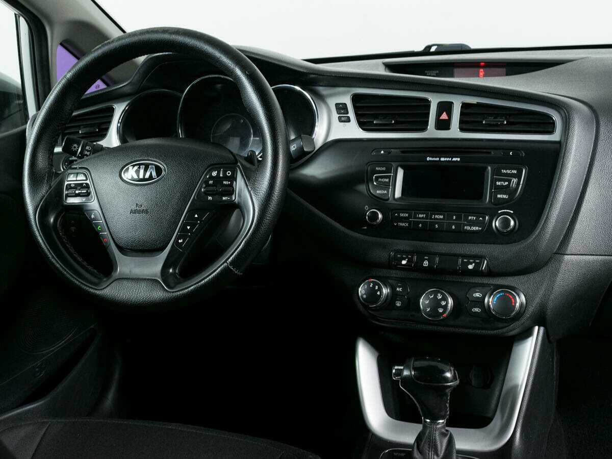 Kia Ceed 2012 года с пробегом. Фото: #8