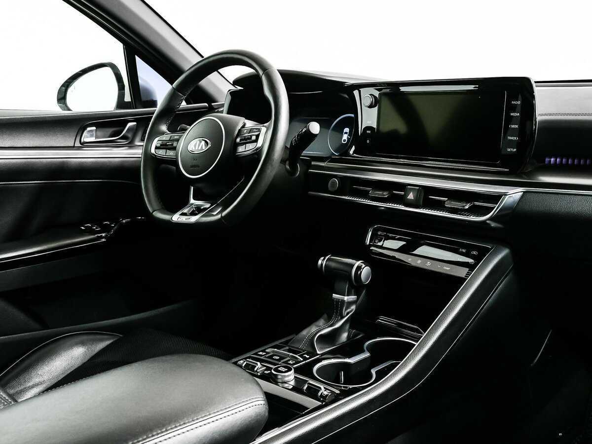 Kia K5 2020 года с пробегом. Фото: #8