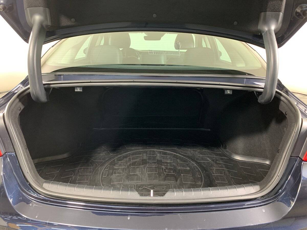 Kia K5 2021 года с пробегом. Фото: #18