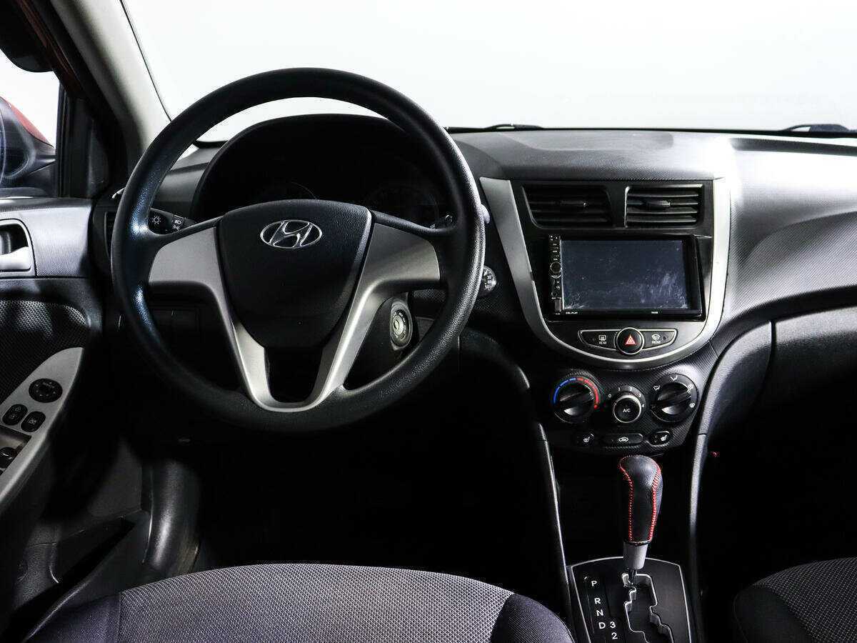 Hyundai Solaris 2013 года с пробегом. Фото: #9