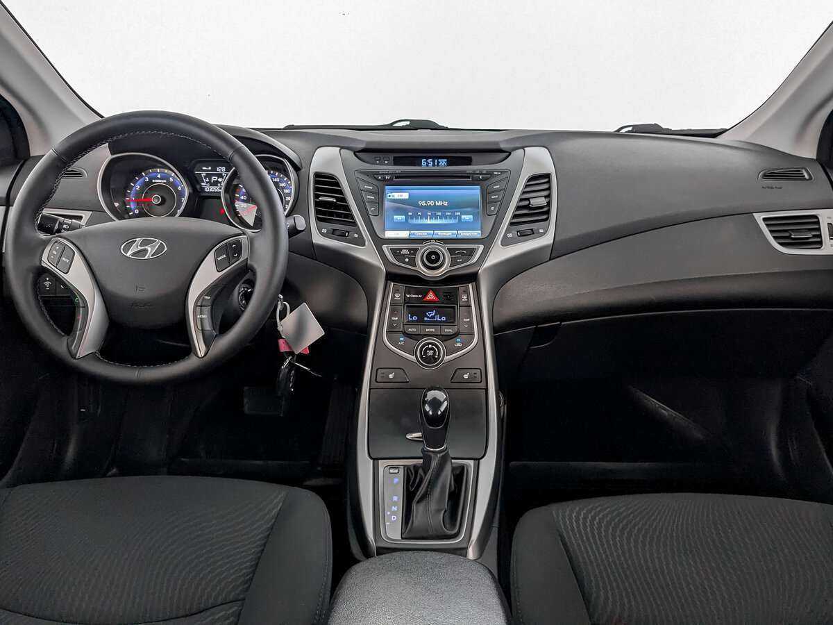 Hyundai Elantra 2014 года с пробегом. Фото: #11