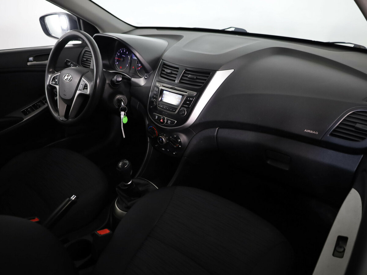 Hyundai Solaris 2016 года с пробегом. Фото: #14