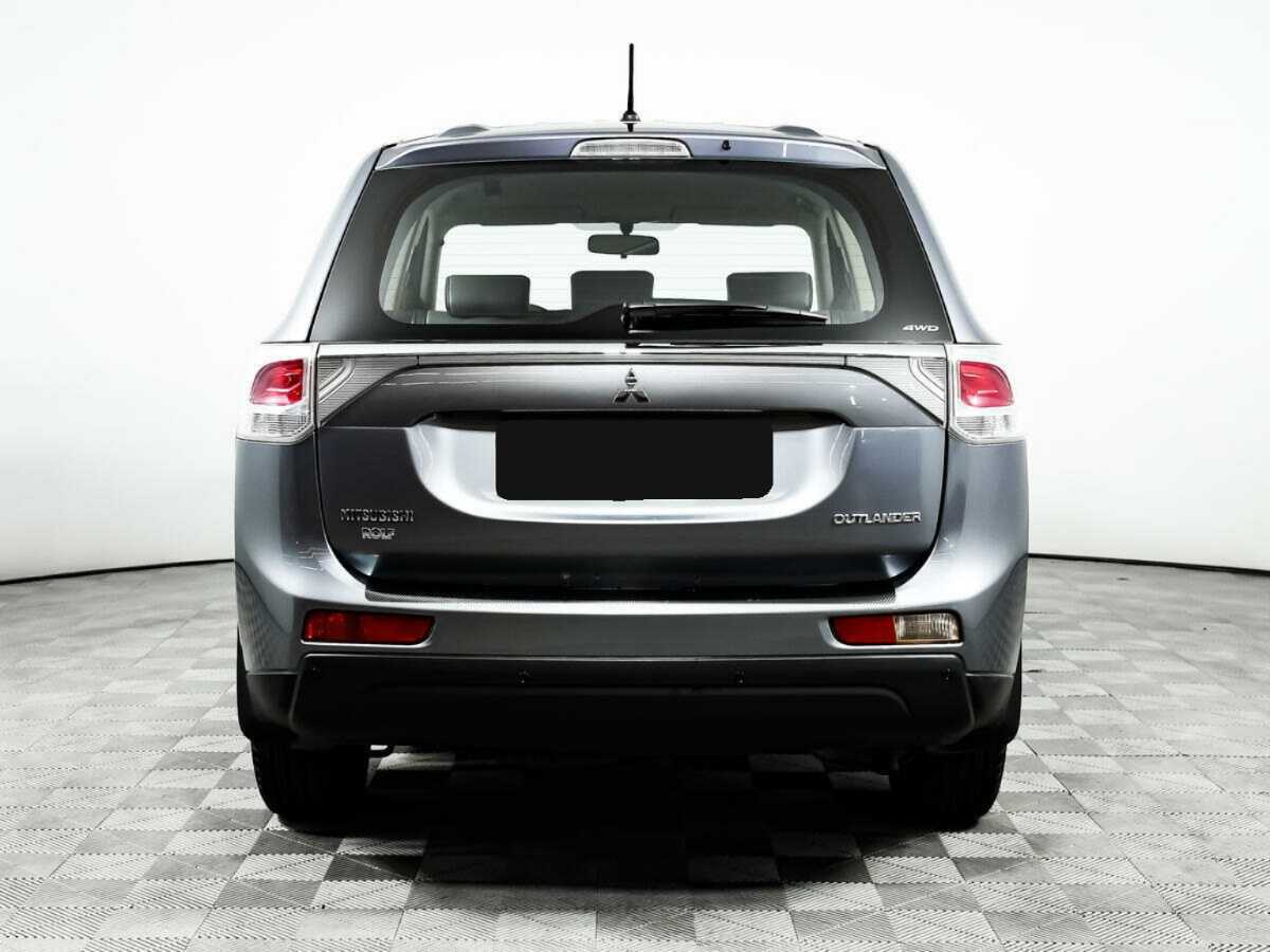 Mitsubishi Outlander 2013 года с пробегом. Фото: #5