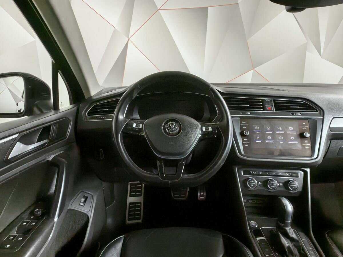 Volkswagen Tiguan 2018 года с пробегом. Фото: #12