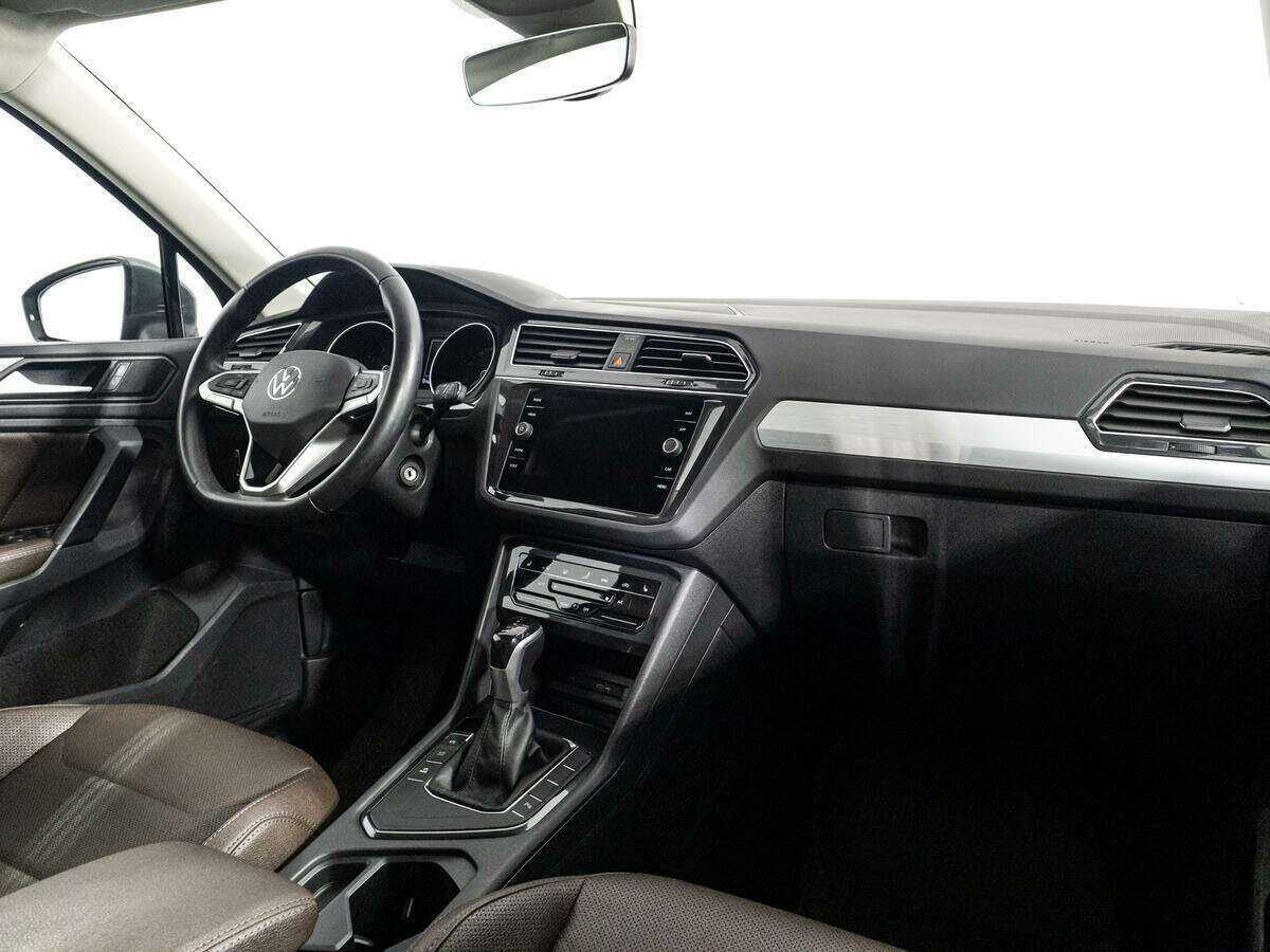 Volkswagen Tiguan 2021 года с пробегом. Фото: #8
