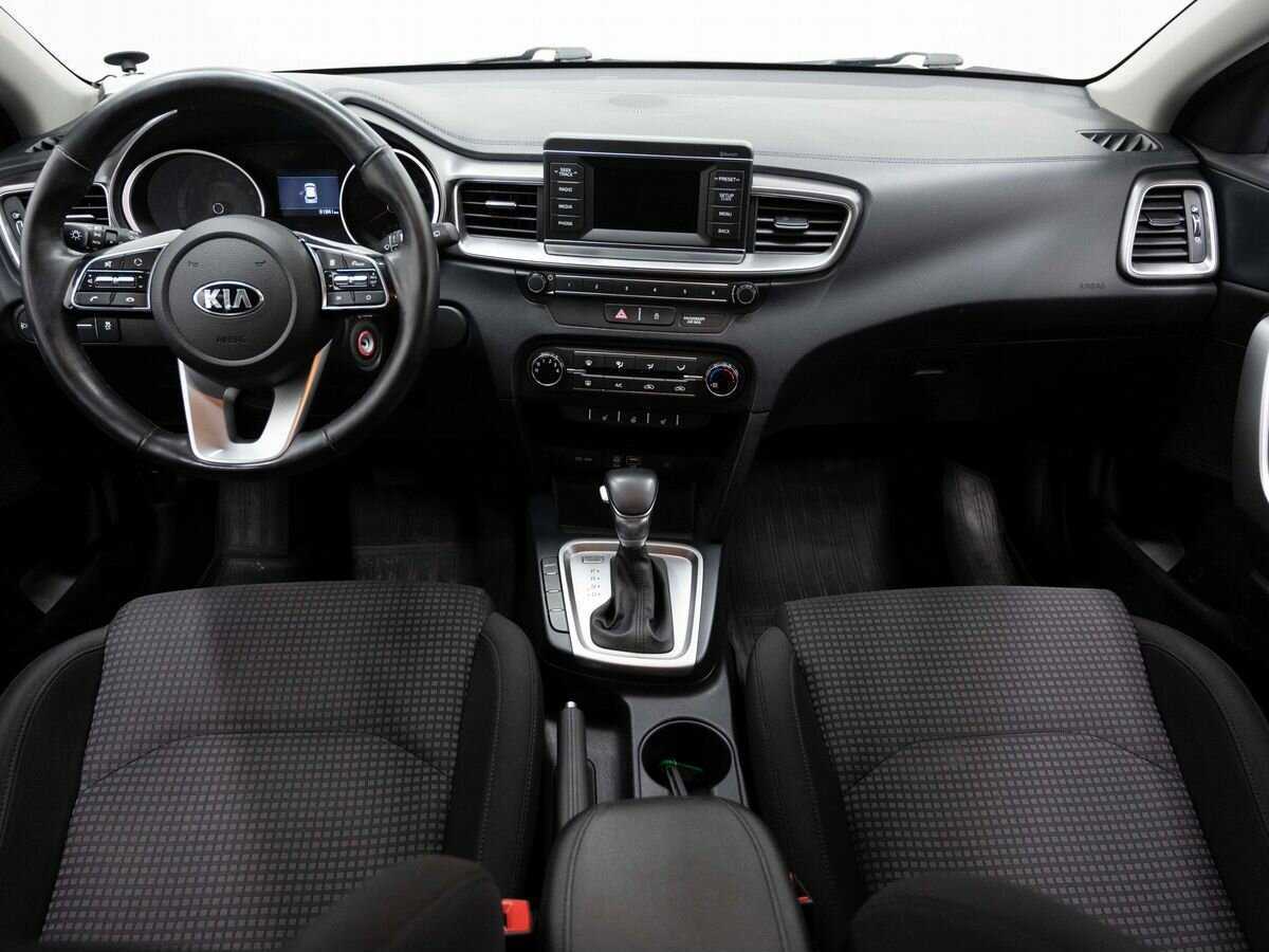 Kia Ceed 2018 года с пробегом. Фото: #12