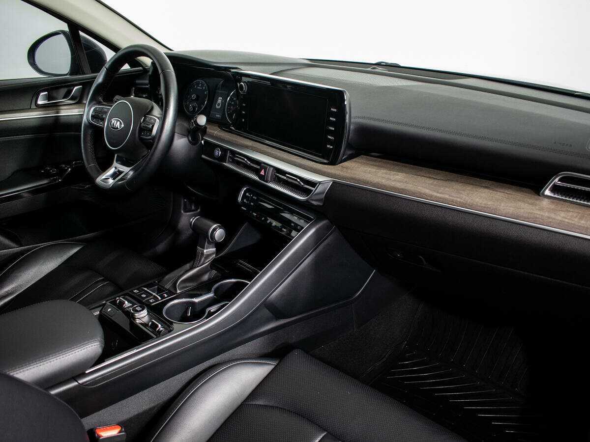 Kia K5 2021 года с пробегом. Фото: #6