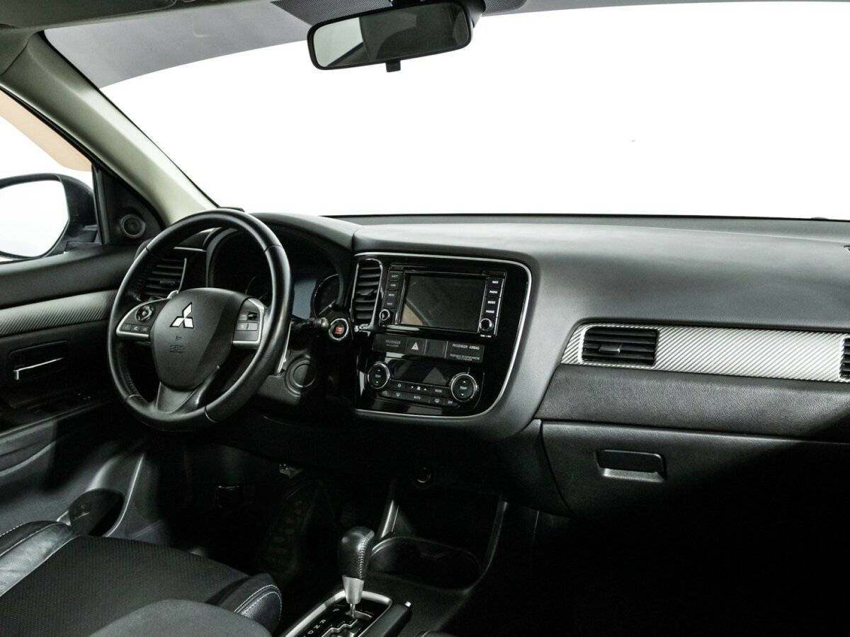 Mitsubishi Outlander 2013 года с пробегом. Фото: #8