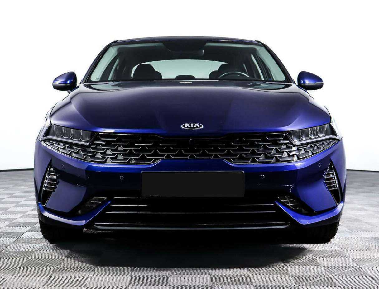 Kia K5 2021 года с пробегом. Фото: #1
