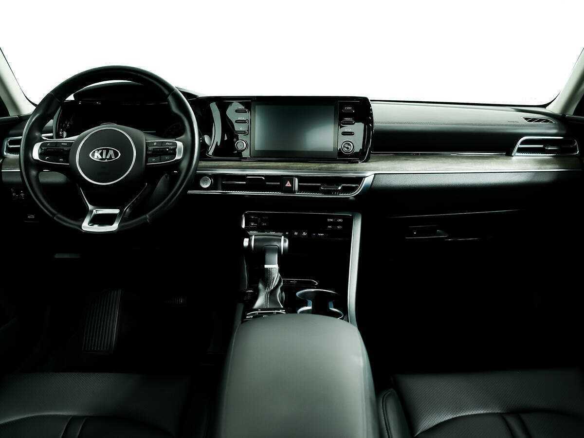 Kia K5 2021 года с пробегом. Фото: #10