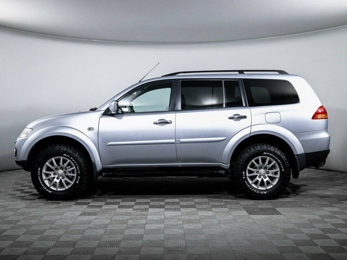 Mitsubishi Pajero Sport 2013 года с пробегом. Фото: #7