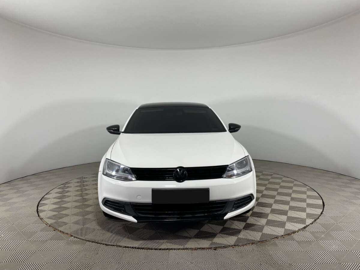 Volkswagen Jetta 2014 года с пробегом. Фото: #1