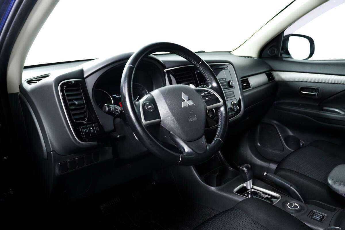 Mitsubishi Outlander 2014 года с пробегом. Фото: #12