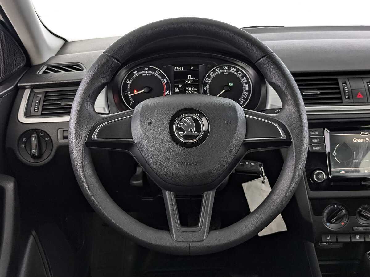 Skoda Rapid 2019 года с пробегом. Фото: #17