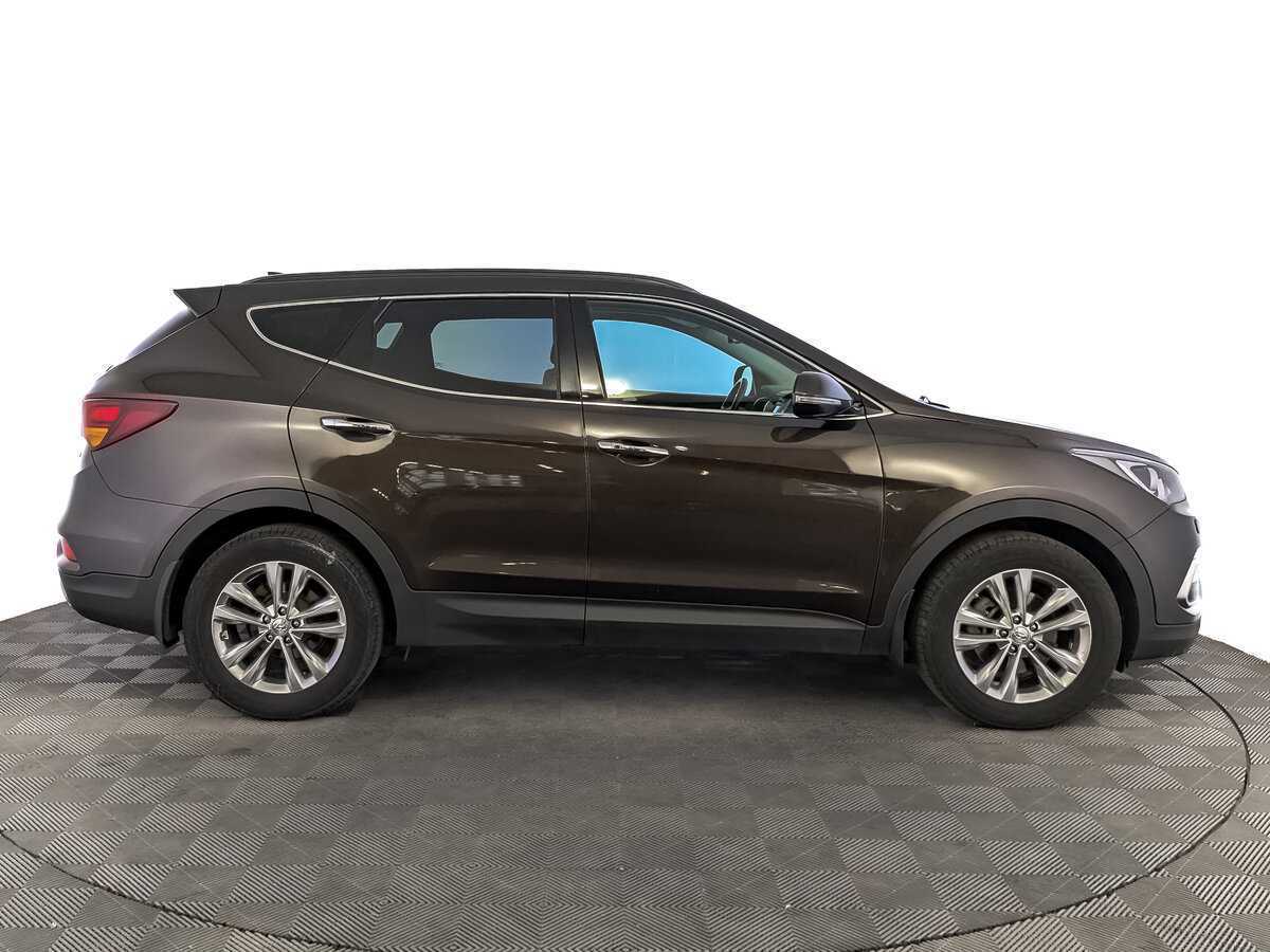 Hyundai Santa Fe 2017 года с пробегом. Фото: #3