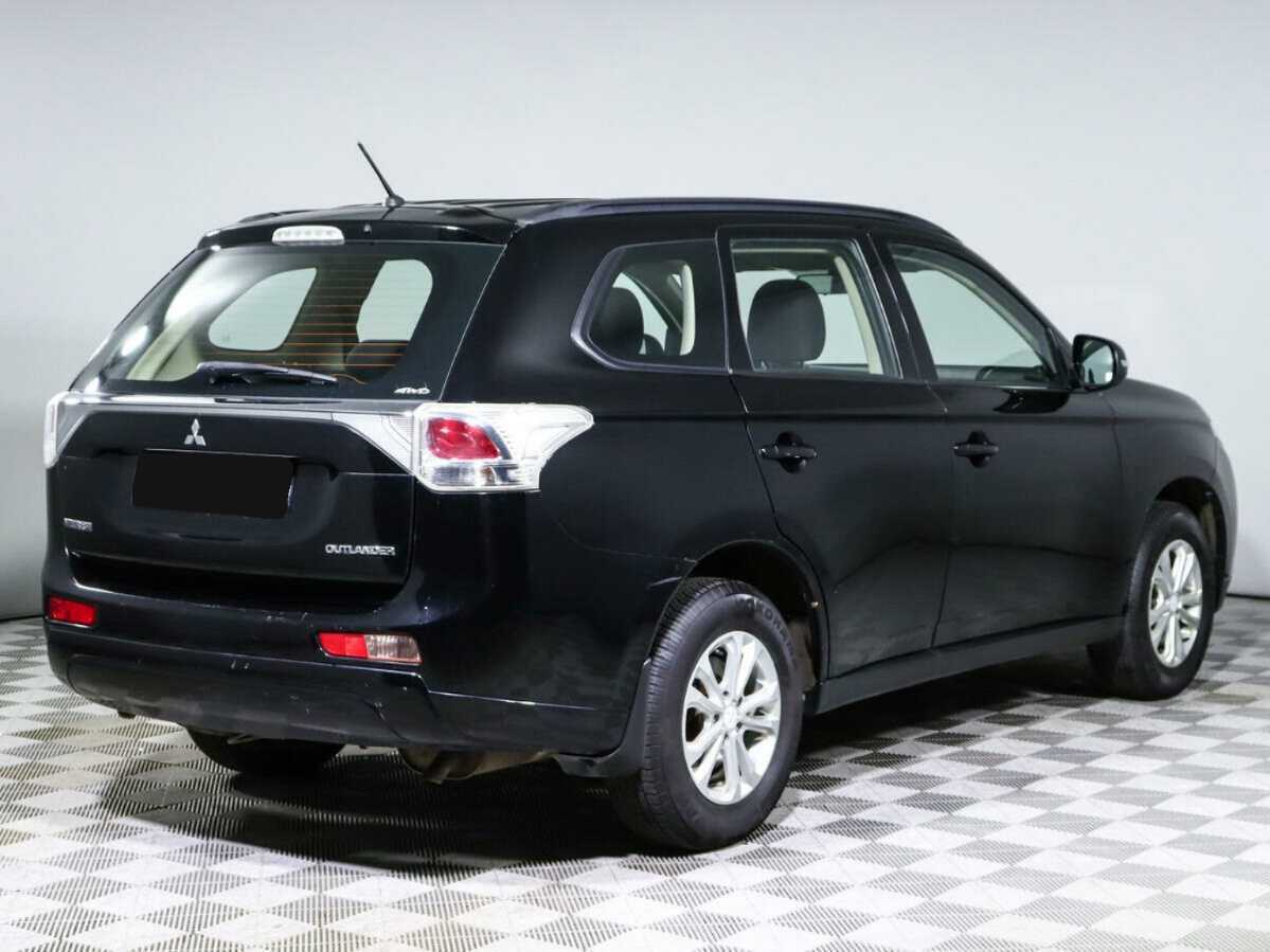 Mitsubishi Outlander 2013 года с пробегом. Фото: #4
