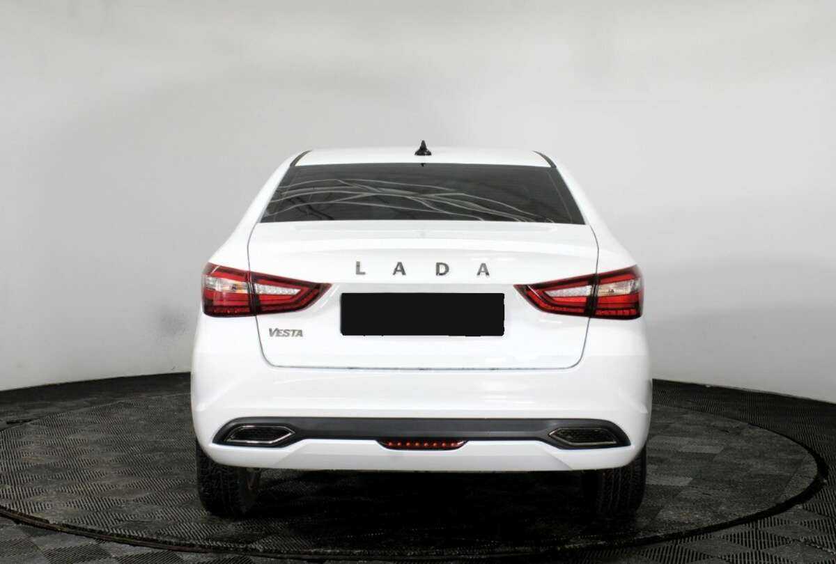 Lada (ВАЗ) Vesta 2023 года с пробегом. Фото: #2