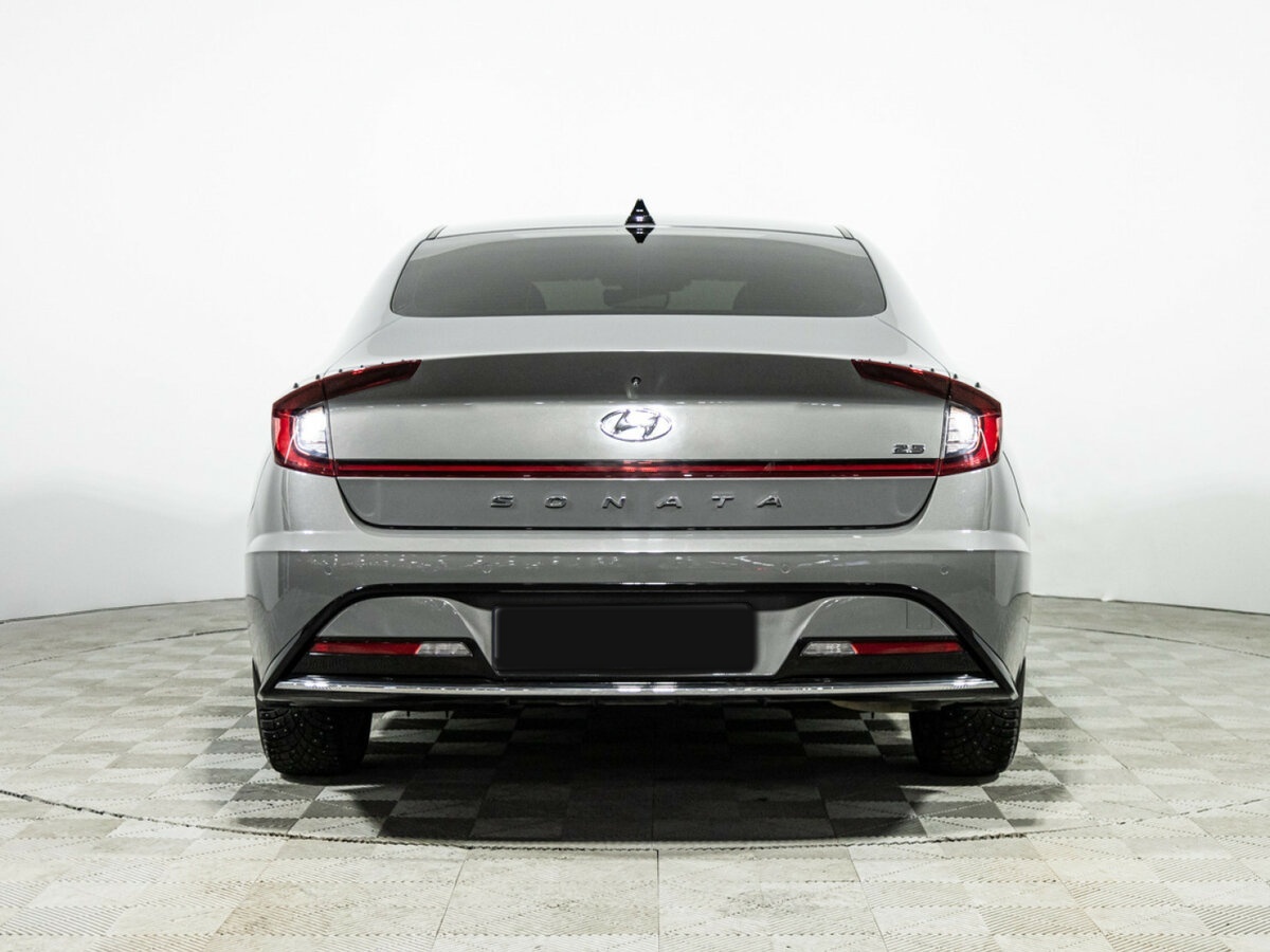 Hyundai Sonata 2019 года с пробегом. Фото: #4